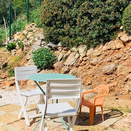 Simone كاركيران