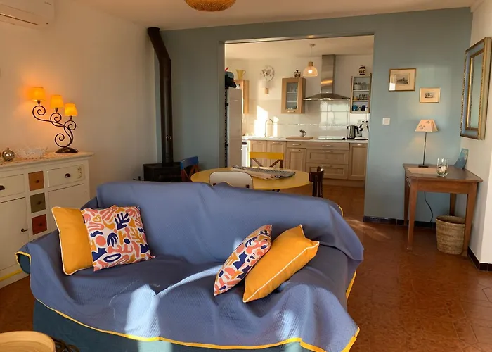 Simone 카르쿠에이란느